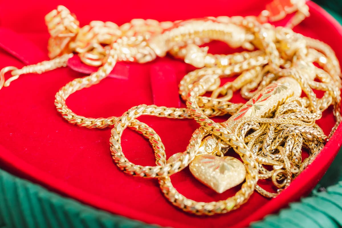 เพชรพลอยยังมีใบรับรอง แล้ว ร้านทอง เราสามารถตรวจสอบอย่างไรได้บ้าง ?